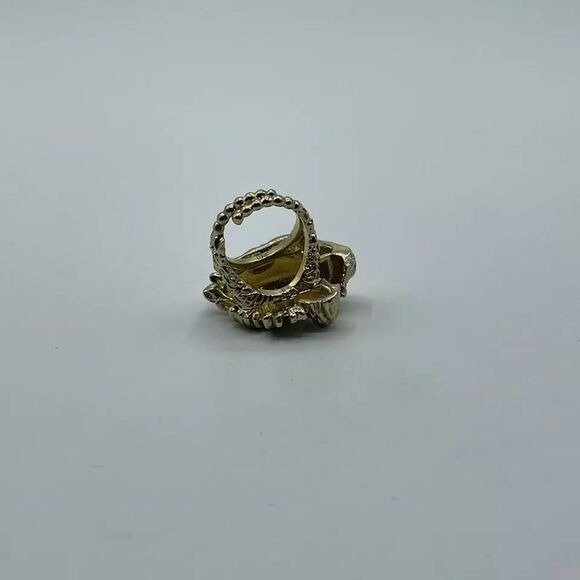 Gucci Women's Bronze Rajah Tiger Head Ring with Crystals - Picture 4 of 6